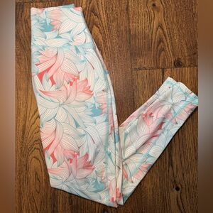 BuffBunny Legacy Legging Island Paradise Size Medium